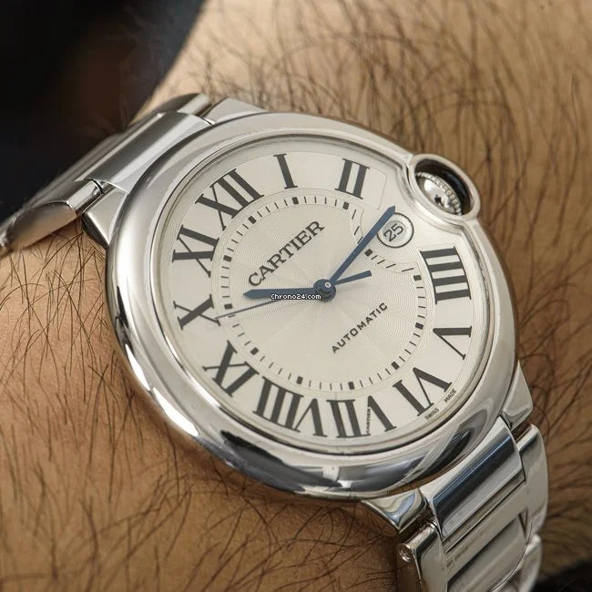 CARTIER BALLON BLEU FOND BLANC