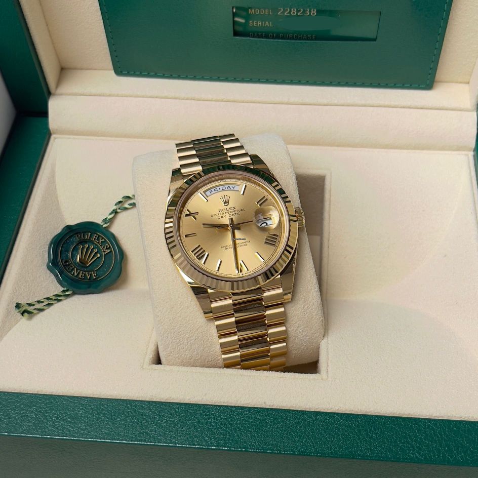 Rolex Champagne Roman Dial 2021 Day-Date 228238