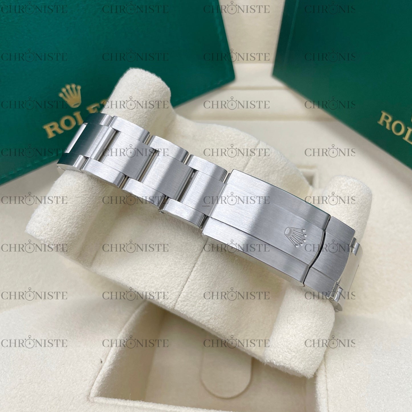 Rolex Oyster Perpetual Red Index Dial Oyster Bracelet 126000