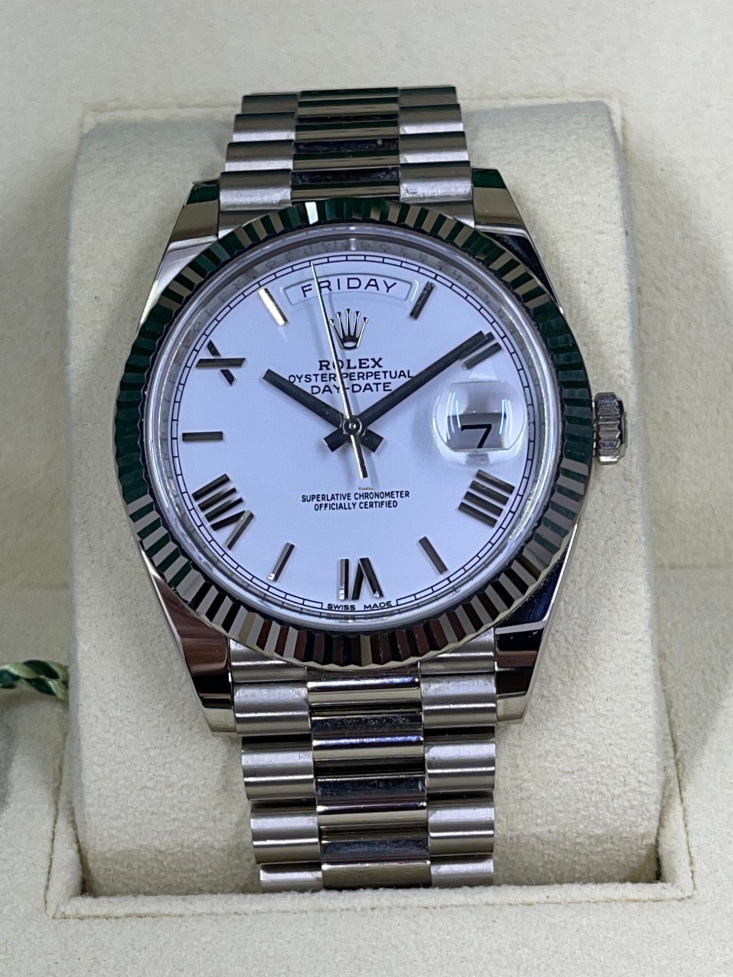 Rolex Day-Date 40MM Or Blanc Et Cadran Blanc President Ceinture