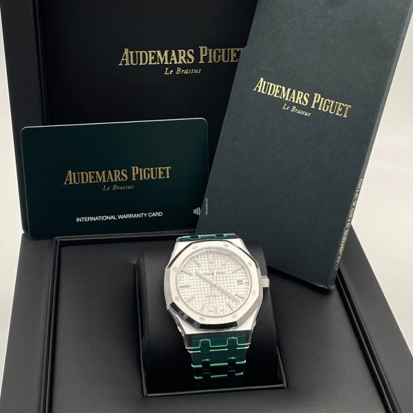 Audemars Piguet Royal Oak Fond Blanc 41mm Homme