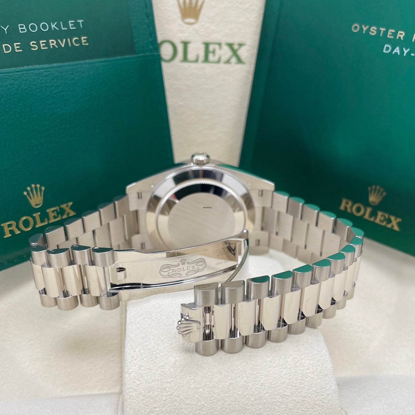 Rolex Day-Date 40 White Gold Olive Green Roman Dial Fluted